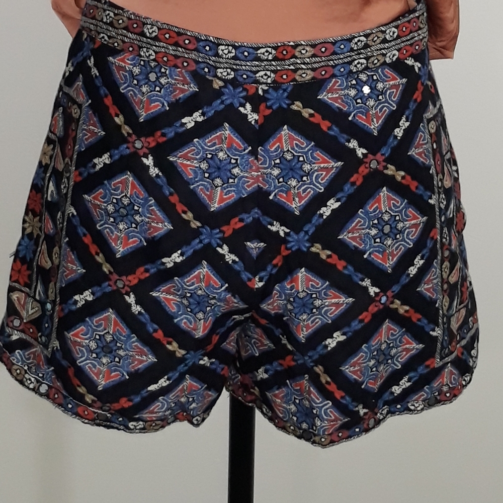 Hollister Mirrored Disc Boho Print Shorts